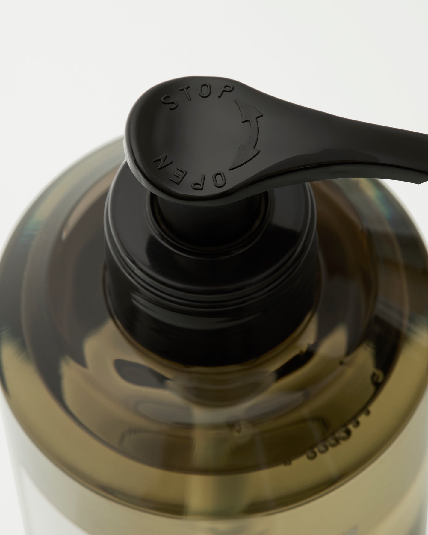 mati-re-premi-re-metal-lavender-eau-de-parfum image 2