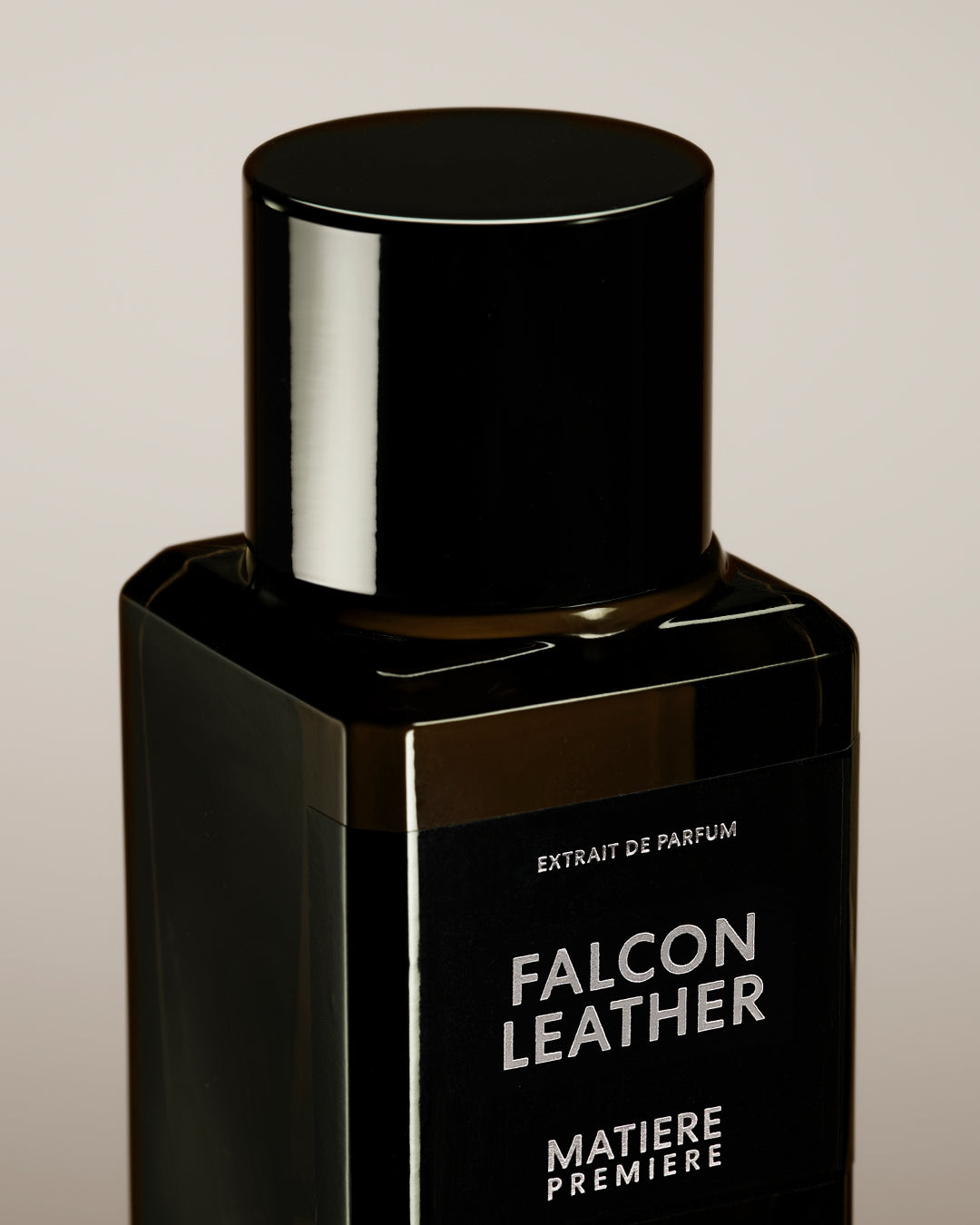 mati-re-premi-re-falcon-leather-parfum-cuir-oud image 2