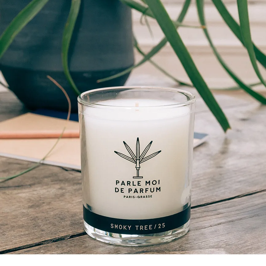 parle-moi-de-parfum-smoky-tree-25-bougie-parfum-e image 1