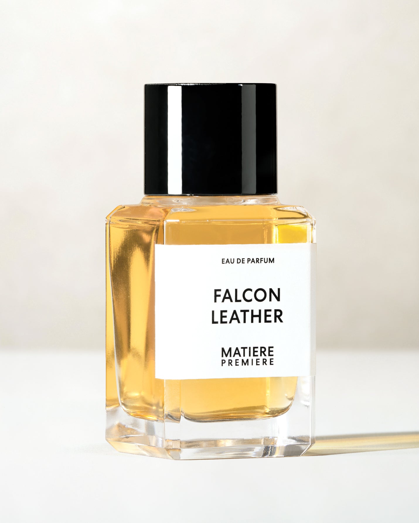 mati-re-premi-re-falcon-leather-eau-de-parfum image 2