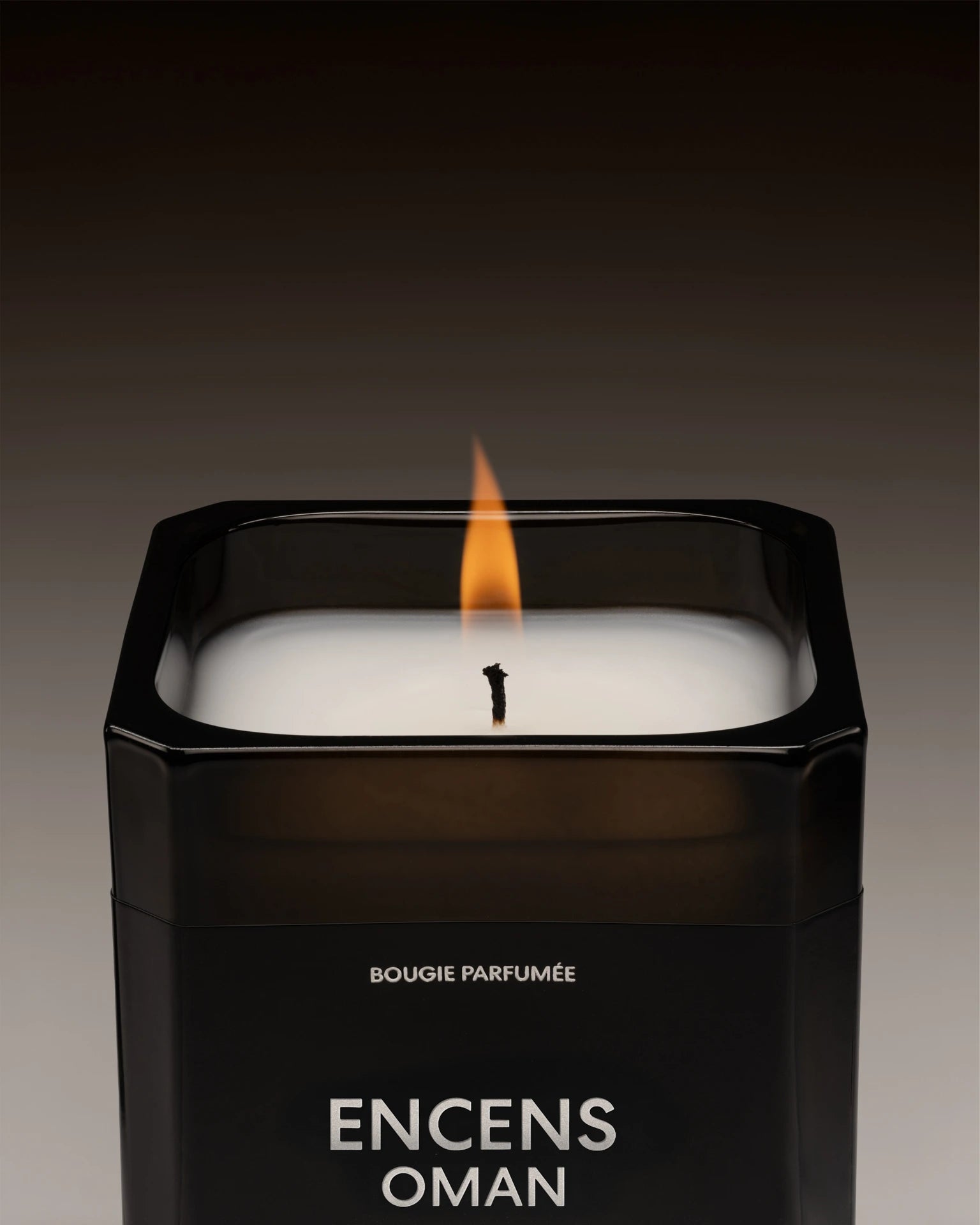 mati-re-premi-re-encens-oman-bougie-parfum-e image 2