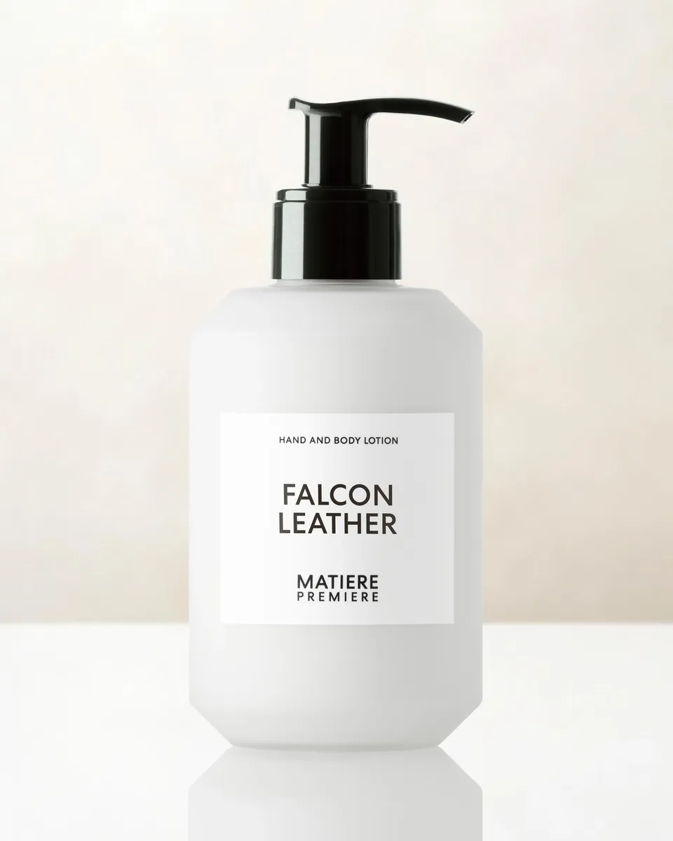 mati-re-premi-re-falcon-leather-eau-de-parfum-cuir-fum image 1